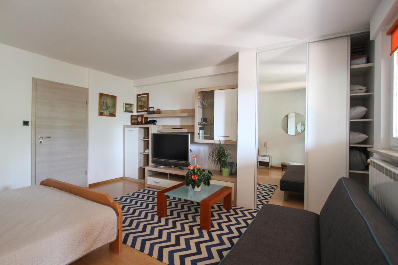 T&R Apartment Порторож Екстериор снимка